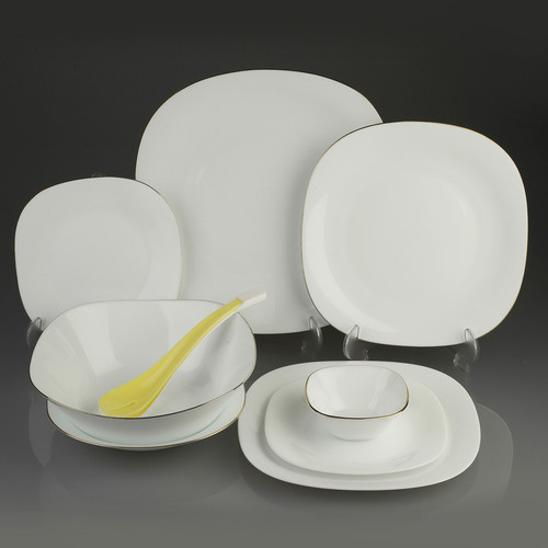 سرویس ارکوپال ۲۶ پارچه مدل مربع لب طلایی