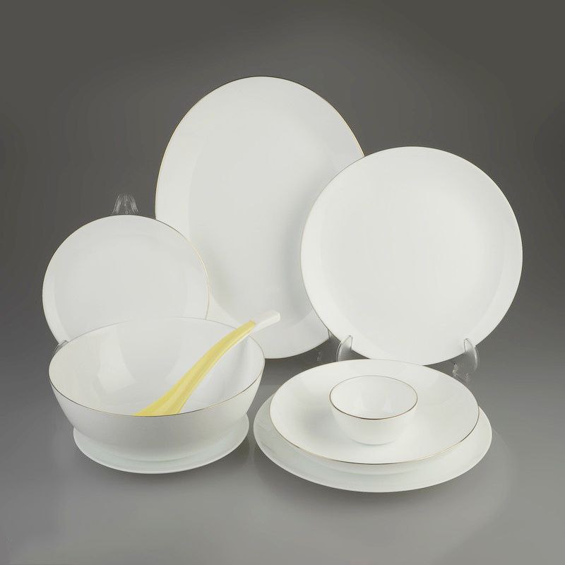 سرویس غذاخوری آرکوپال 26 پارچه گرد لب طلا (کپی)